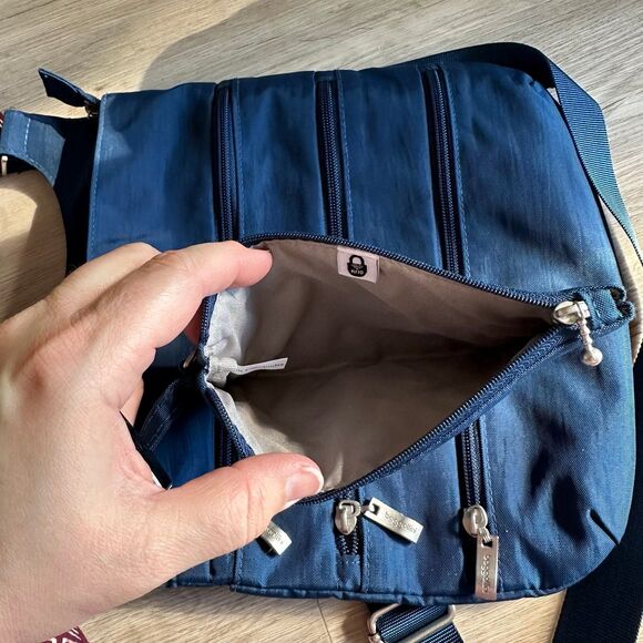 Baggalini Big Zipper Bag Blue Crossbody Purse with Attached RFID Pouch - Picture 9 of 9